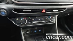 Hyundai Sonata 2.0 2022 года из Южной Кореи