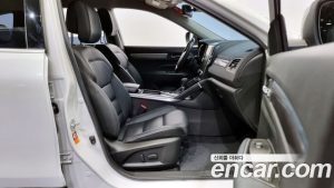Renault-KoreaSamsung QM6 2.0 GDe RE 2WD 2020 года из Южной Кореи