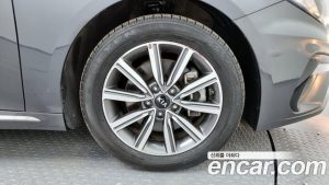 Kia K5 2.0 2020 года из Южной Кореи