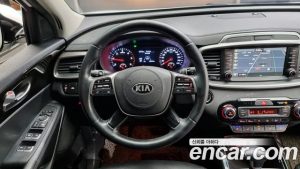 Kia Sorento Дизель 2.0 2WD 2020 года из Южной Кореи