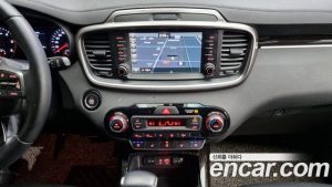 Kia Sorento Дизель 2.0 2WD 2020 года из Южной Кореи