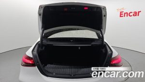 Mercedes-Benz E-Class E350 4MATIC AMG Line 2021 года из Южной Кореи