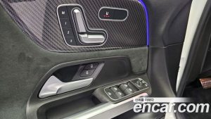 Mercedes-Benz GLB-Class GLB250 4MATIC 2021 года из Южной Кореи