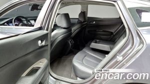 Kia K5 2.0 2020 года из Южной Кореи