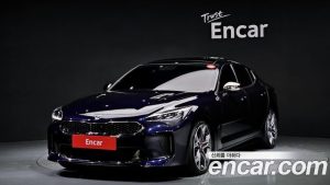 Kia Stinger 2.0 Turbo 2WD 2020 года из Южной Кореи