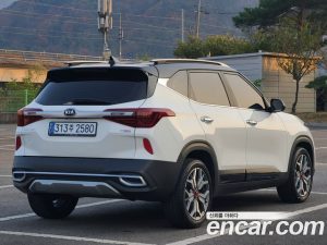 Kia Seltos Бензин 1.6 Turbo 2WD 2020 года из Южной Кореи