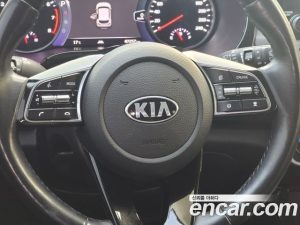 Kia Seltos Бензин 1.6 Turbo 2WD 2020 года из Южной Кореи