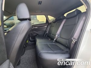 Kia Seltos Бензин 1.6 Turbo 2WD 2020 года из Южной Кореи