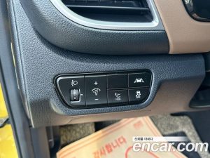 Kia Seltos Бензин 1.6 Turbo 2WD 2020 года из Южной Кореи