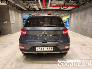 Hyundai Venue 1.6 Modern 2021 года из Южной Кореи