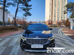 Kia Carnival 9-Seater Luxury 2020 года из Южной Кореи