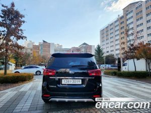 Kia Carnival 9-Seater Luxury 2020 года из Южной Кореи