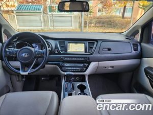 Kia Carnival 9-Seater Luxury 2020 года из Южной Кореи