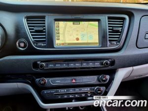 Kia Carnival 9-Seater Luxury 2020 года из Южной Кореи
