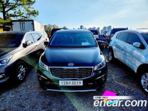 Kia Carnival 9-Seater Luxury 2020 года из Южной Кореи