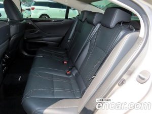 Lexus ES Executive 2019 года из Южной Кореи