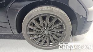 Hyundai Santafe Бензин 2.5T 2WD 2024 года из Южной Кореи