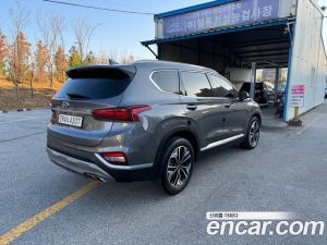 Hyundai Santafe Дизель 2.0 2WD 2020 года из Южной Кореи