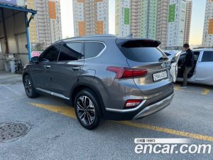 Hyundai Santafe Дизель 2.0 2WD 2020 года из Южной Кореи