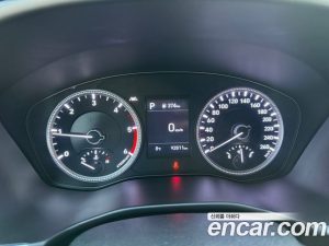 Hyundai Santafe Дизель 2.0 2WD 2020 года из Южной Кореи