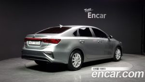 Kia K3 2019 года из Южной Кореи