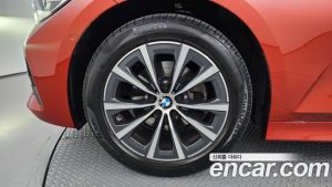 BMW 3-Series 320i 2021 года из Южной Кореи