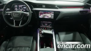 Audi e-tron S 2023 года из Южной Кореи