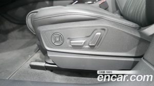 Audi e-tron S 2023 года из Южной Кореи