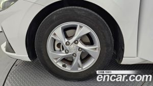 Hyundai AVANTE 1.6 2021 года из Южной Кореи