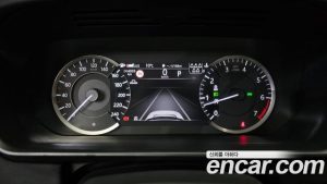 Land Rover Discovery 2.0 P300 SE 2023 года из Южной Кореи