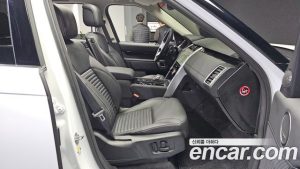 Land Rover Discovery 2.0 P300 SE 2023 года из Южной Кореи