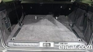 Land Rover Discovery 2.0 P300 SE 2023 года из Южной Кореи