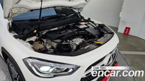 Mercedes-Benz GLA-Class GLA250 4MATIC 2020 года из Южной Кореи