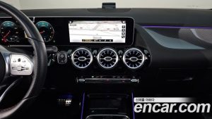 Mercedes-Benz GLA-Class GLA250 4MATIC 2020 года из Южной Кореи
