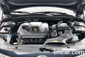 Kia K5 2.0 2020 года из Южной Кореи