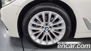 BMW 5-Series 520d Luxury Plus 2020 года из Южной Кореи