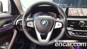 BMW 5-Series 520d Luxury Plus 2020 года из Южной Кореи