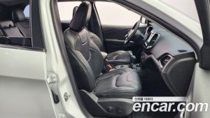 Jeep Cherokee 2.4 Limited AWD 2021 года из Южной Кореи