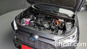 Toyota RAV4 2.5 4WD HYBRID 2021 года из Южной Кореи