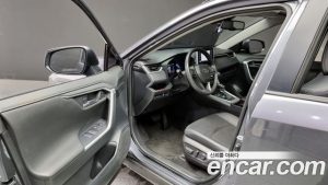 Toyota RAV4 2.5 4WD HYBRID 2021 года из Южной Кореи