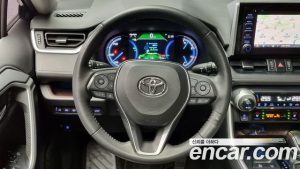 Toyota RAV4 2.5 4WD HYBRID 2021 года из Южной Кореи