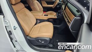 Hyundai Santafe Бензин 2.5T 2WD 2024 года из Южной Кореи