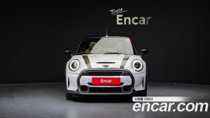 Mini Cooper Convertible CLASSIC 2024 года из Южной Кореи