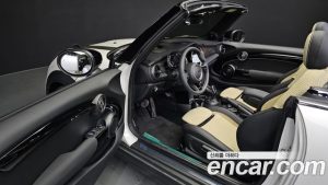 Mini Cooper Convertible CLASSIC 2024 года из Южной Кореи