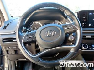 Hyundai Sonata 2.0 2020 года из Южной Кореи