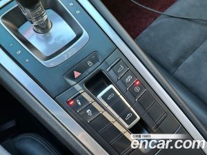 Porsche 718 2.0 2020 года из Южной Кореи