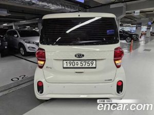 Kia RAY Facelift 2021 года из Южной Кореи