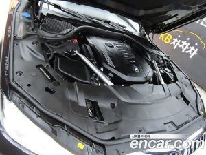 BMW 7-Series 740Li xDrive M Sport 2020 года из Южной Кореи