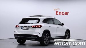 Mercedes-Benz GLA-Class GLA250 4MATIC 2020 года из Южной Кореи
