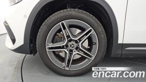 Mercedes-Benz GLA-Class GLA250 4MATIC 2020 года из Южной Кореи